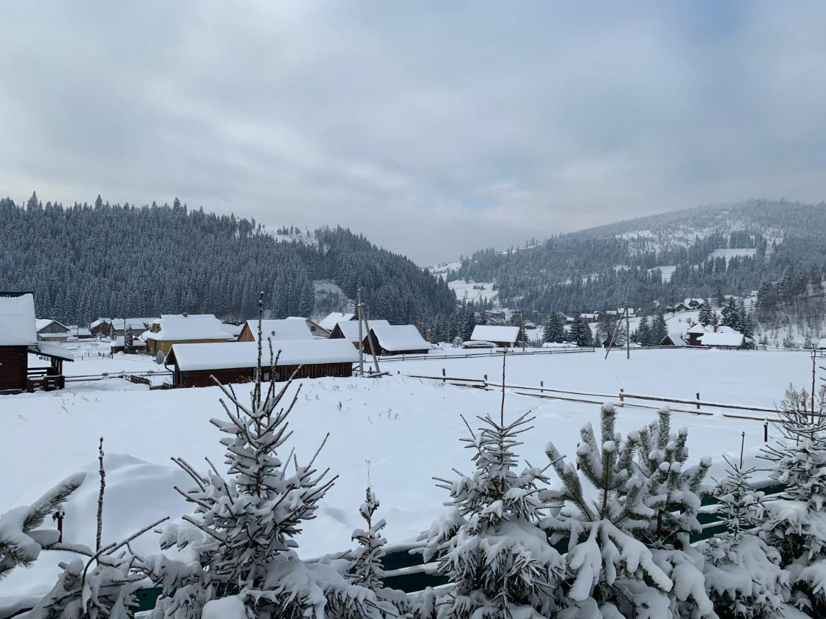 Hotel Aura Karpat à Bukovel Extérieur photo