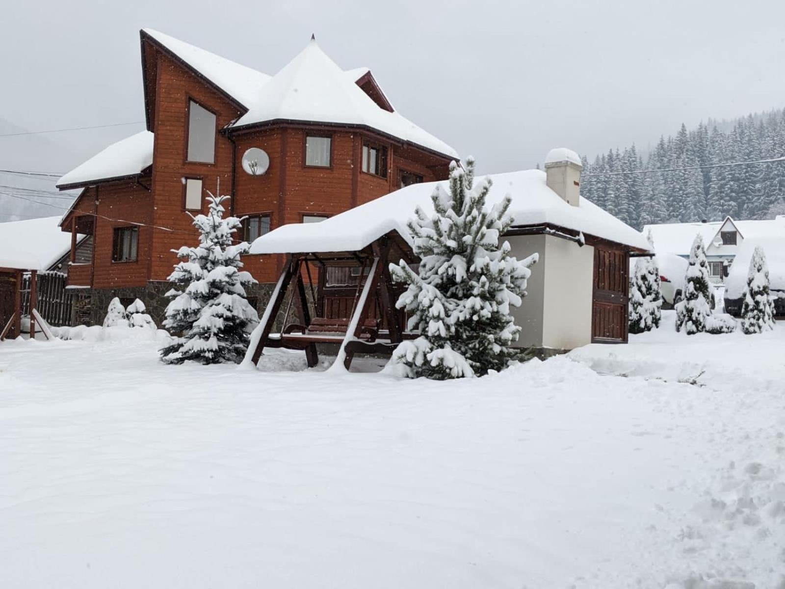 Hotel Aura Karpat à Bukovel Extérieur photo