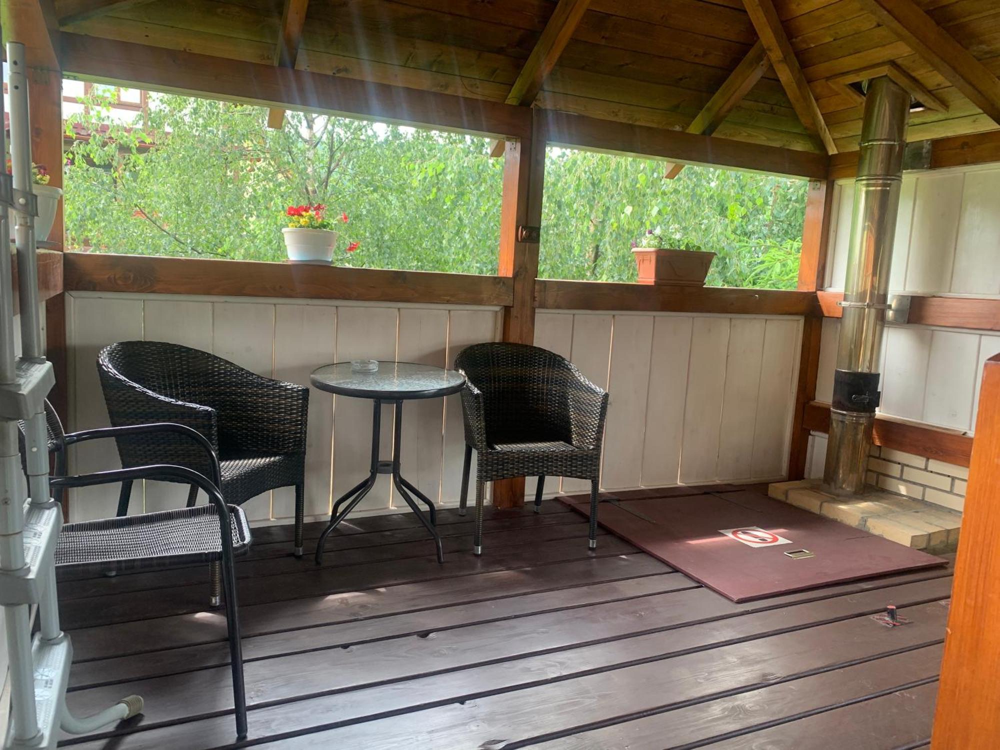 Hotel Aura Karpat à Bukovel Extérieur photo