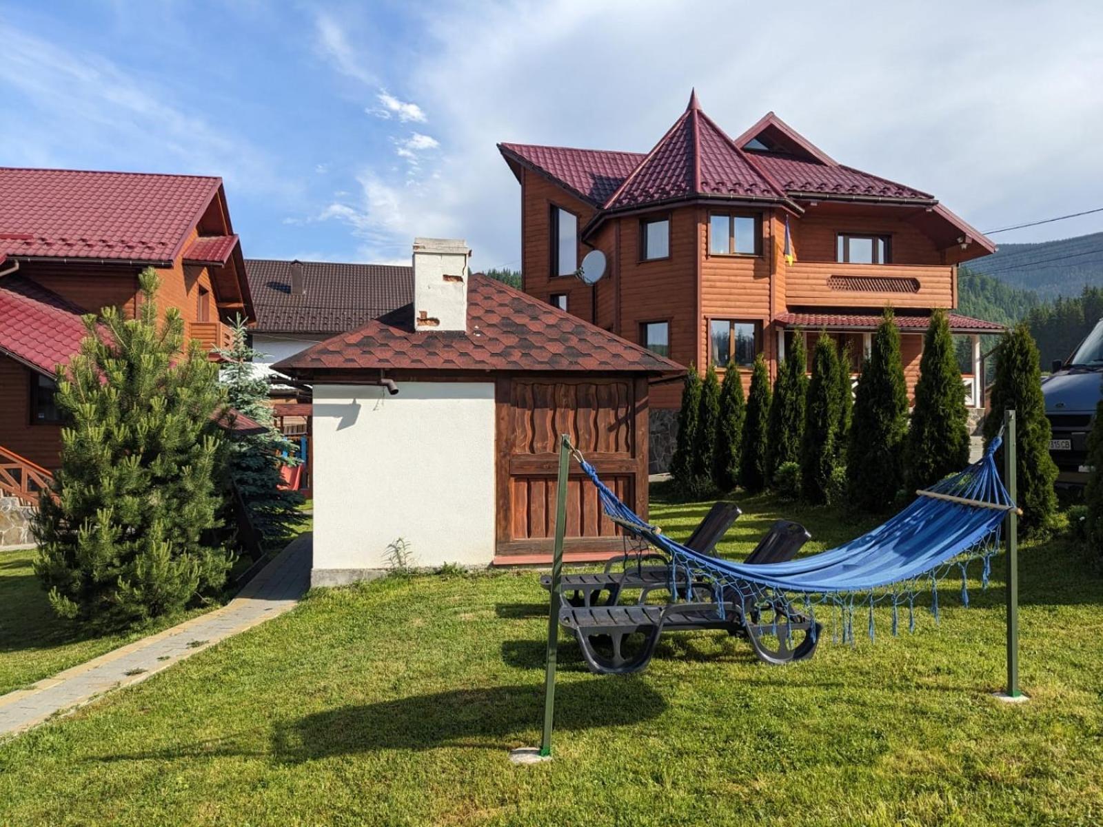 Hotel Aura Karpat à Bukovel Extérieur photo