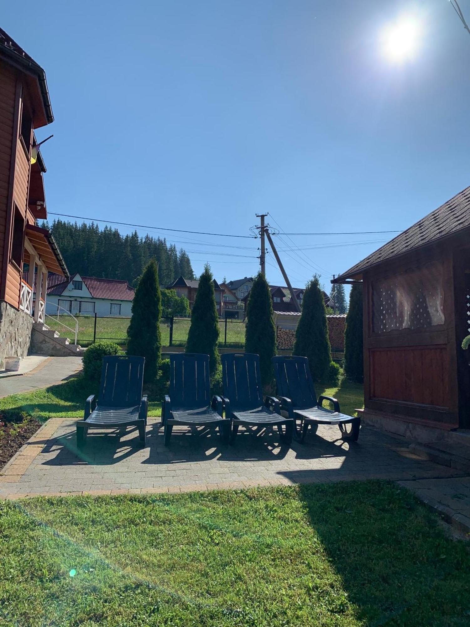 Hotel Aura Karpat à Bukovel Extérieur photo
