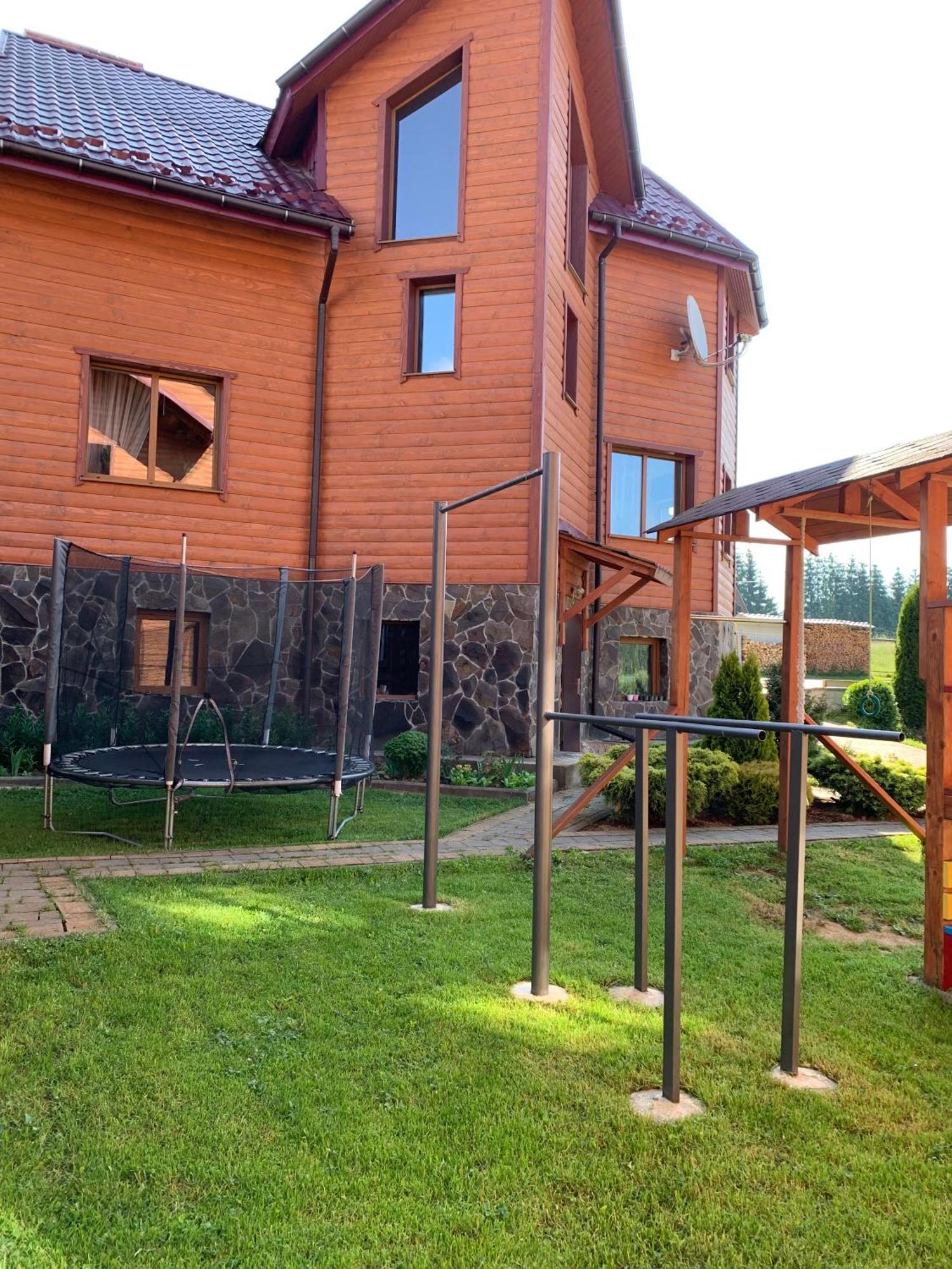 Hotel Aura Karpat à Bukovel Extérieur photo