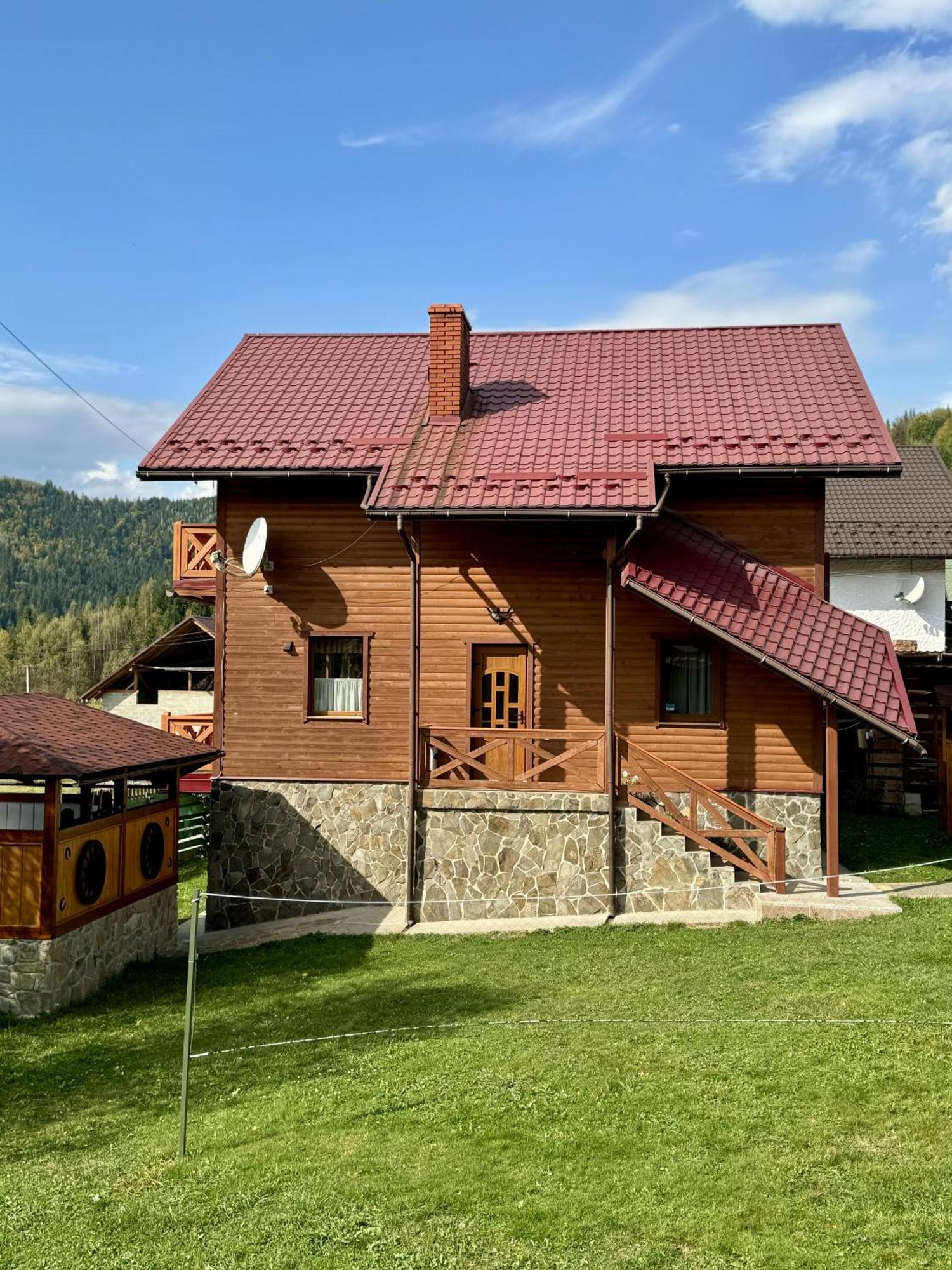 Hotel Aura Karpat à Bukovel Extérieur photo