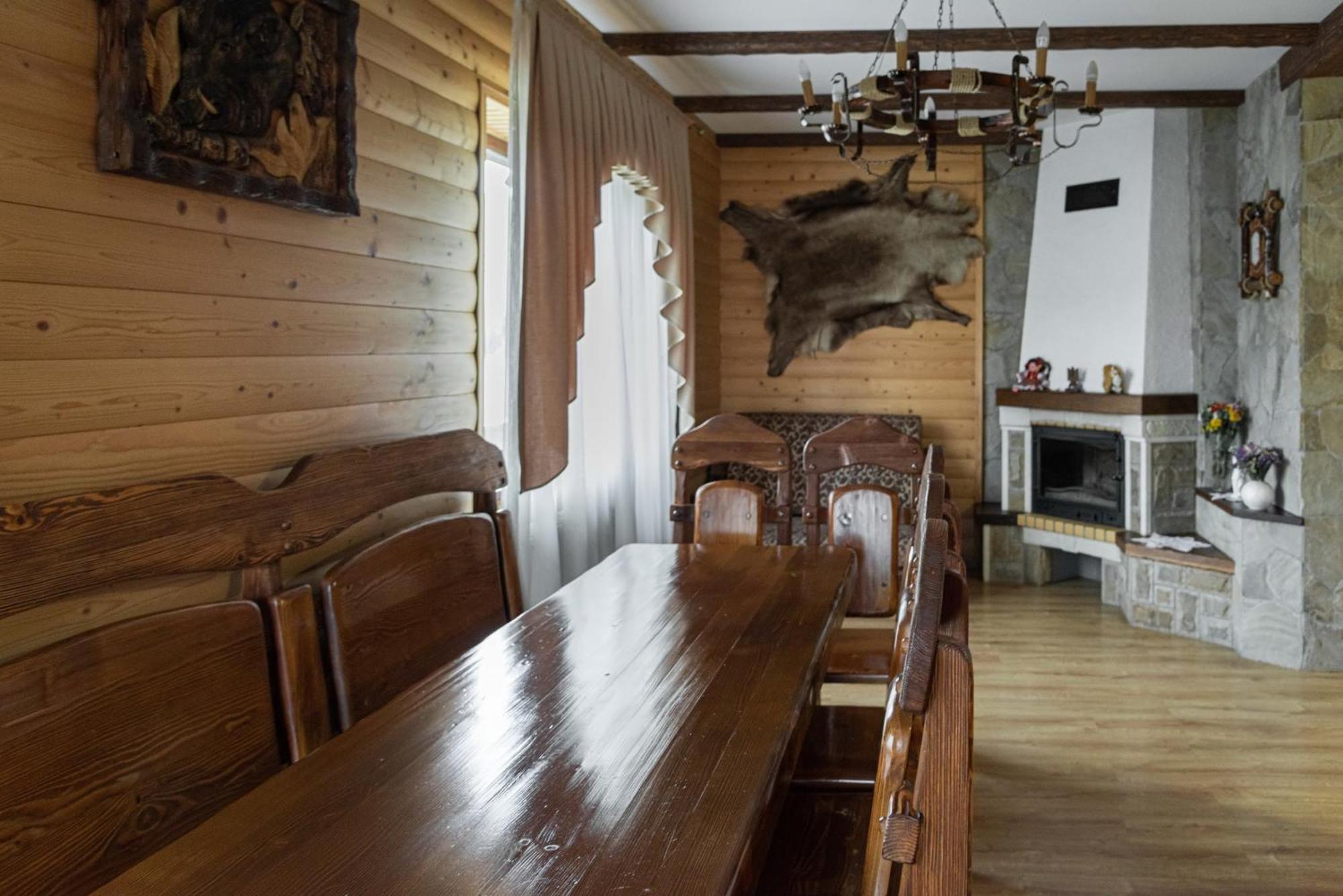 Hotel Aura Karpat à Bukovel Extérieur photo