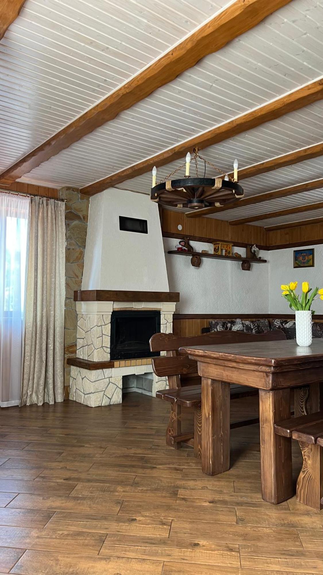 Hotel Aura Karpat à Bukovel Extérieur photo